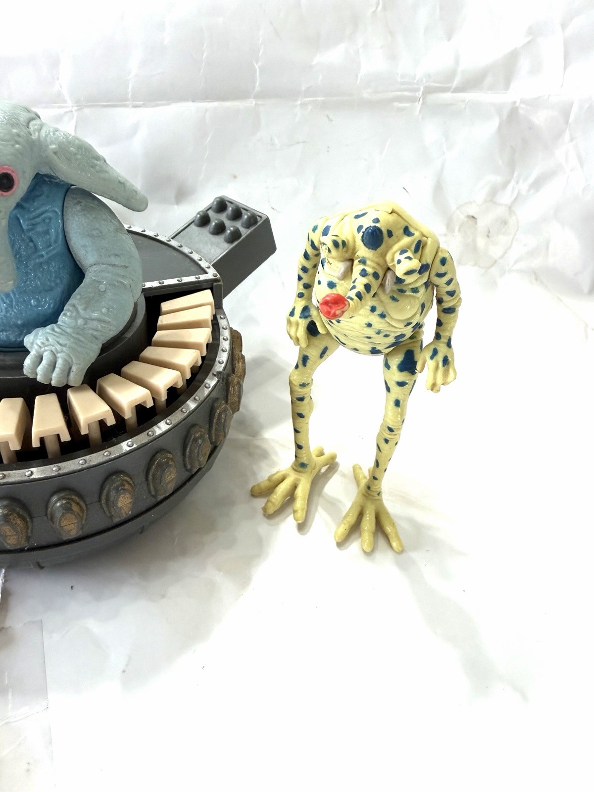 Sy Snootles & The Rebo Band sold