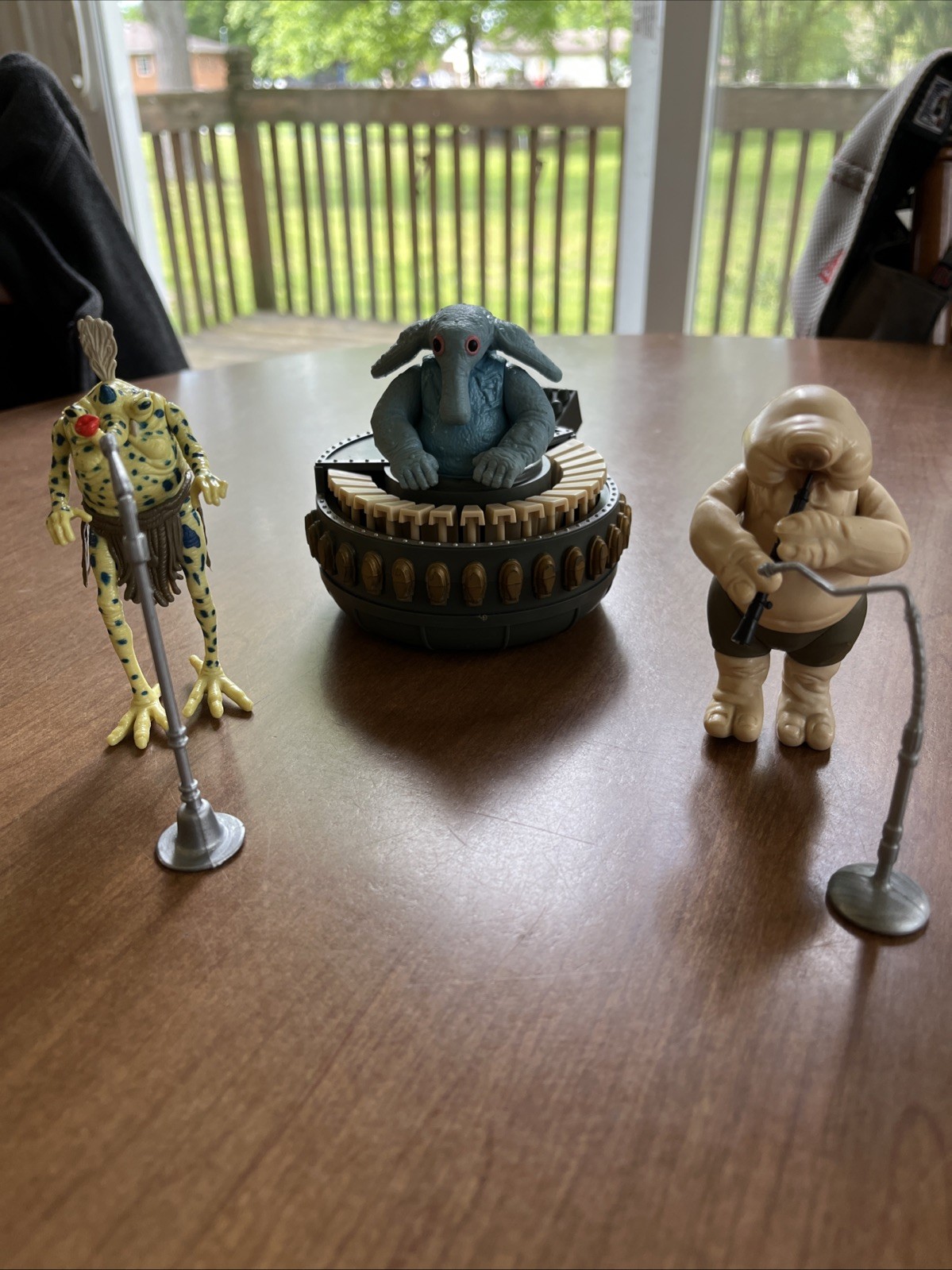 Sy Snootles & The Rebo Band sold