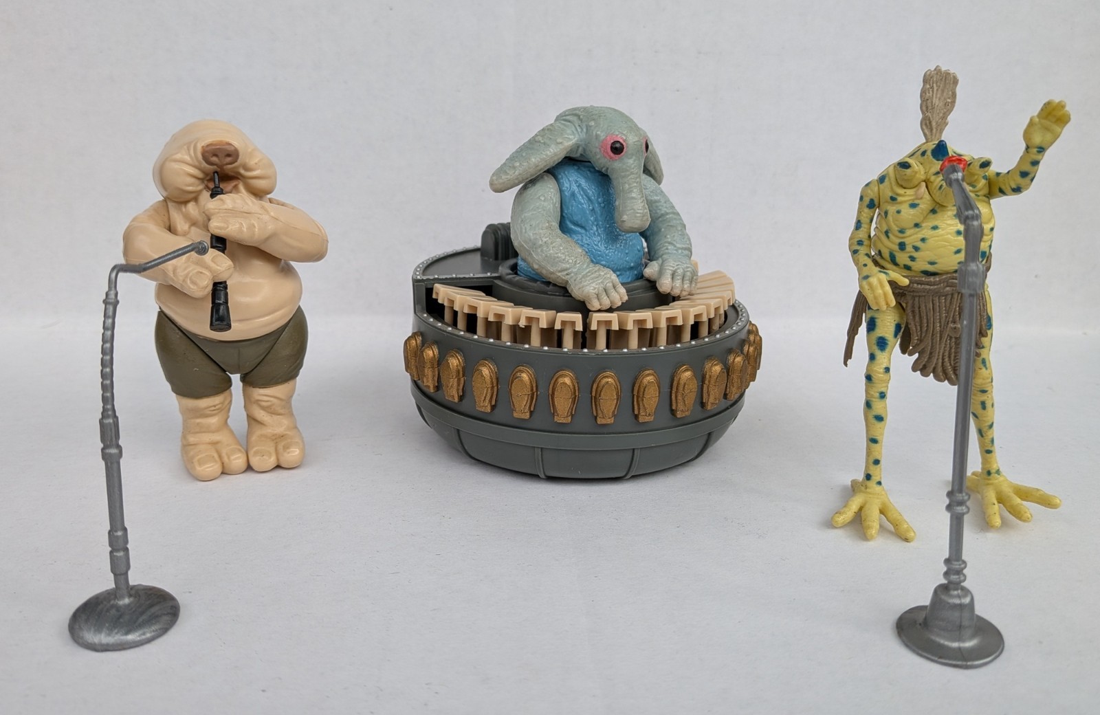 Sy Snootles & The Rebo Band sold