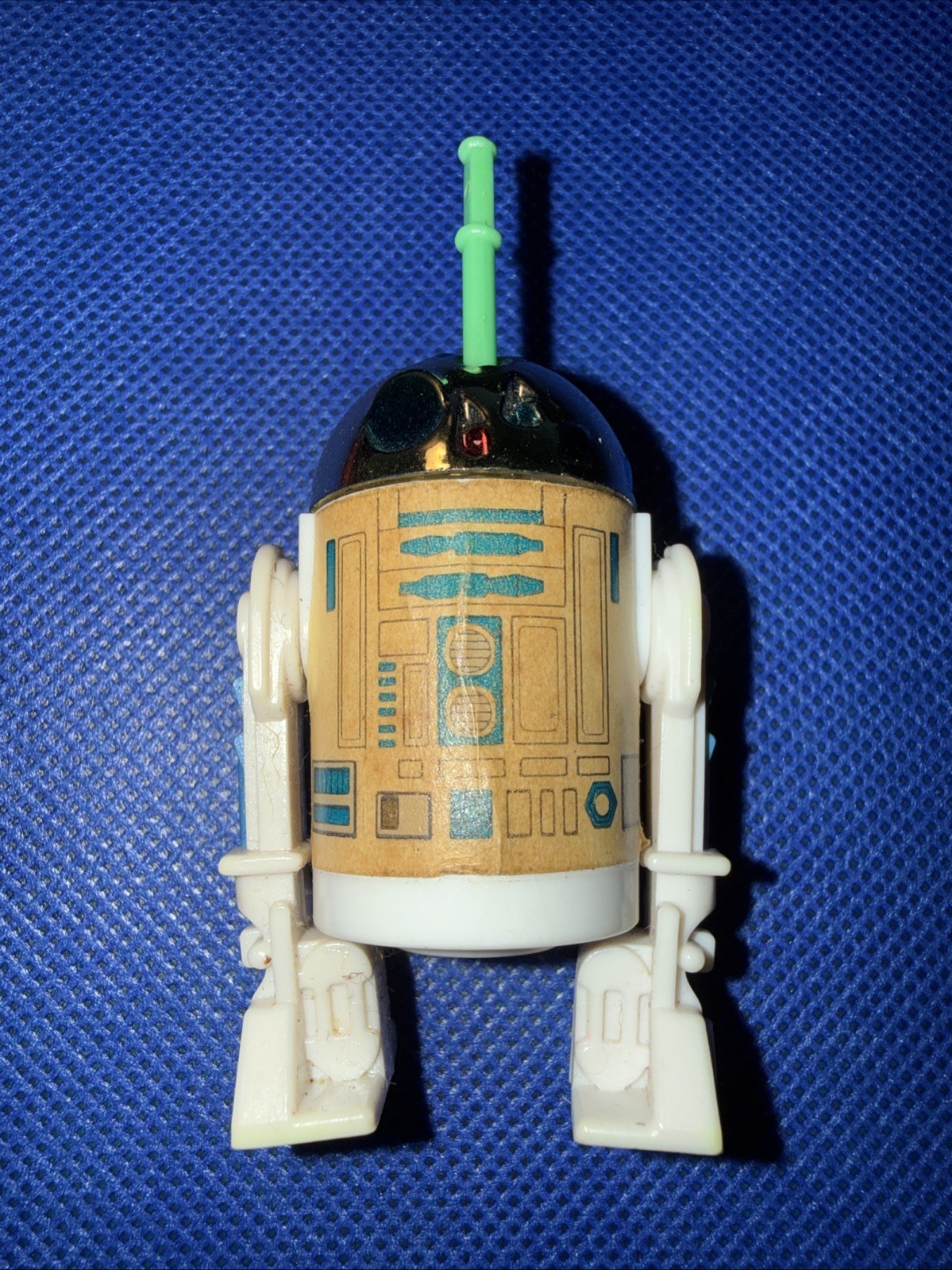 R2-D2 (Artoo-Detoo) with pop-up Lightsaber sold