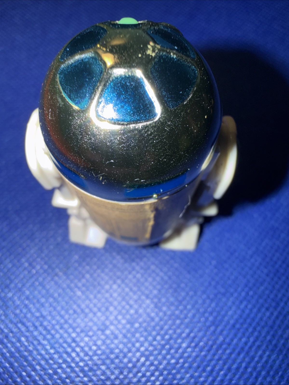 R2-D2 (Artoo-Detoo) with pop-up Lightsaber sold