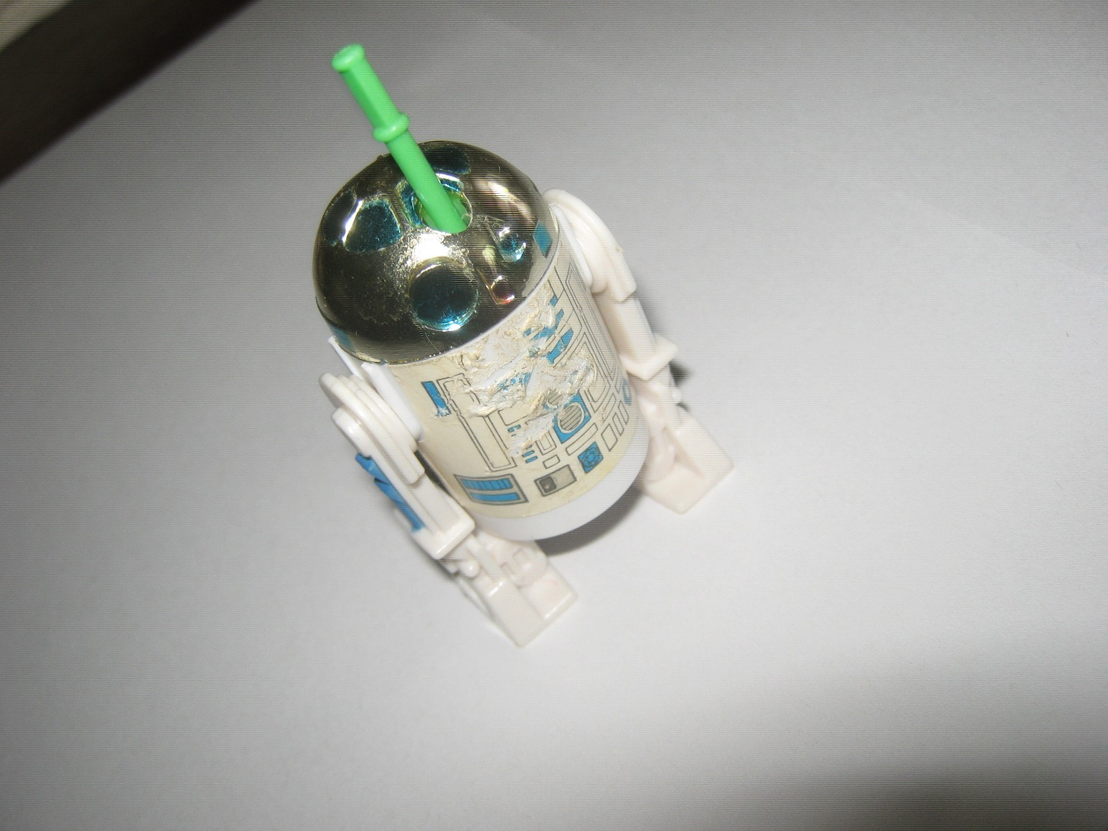 R2-D2 (Artoo-Detoo) with pop-up Lightsaber sold