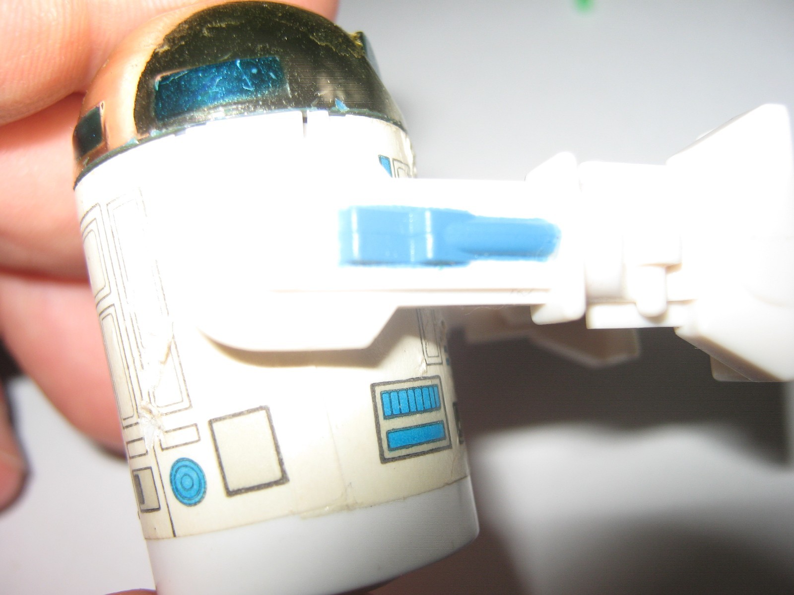 R2-D2 (Artoo-Detoo) with pop-up Lightsaber sold
