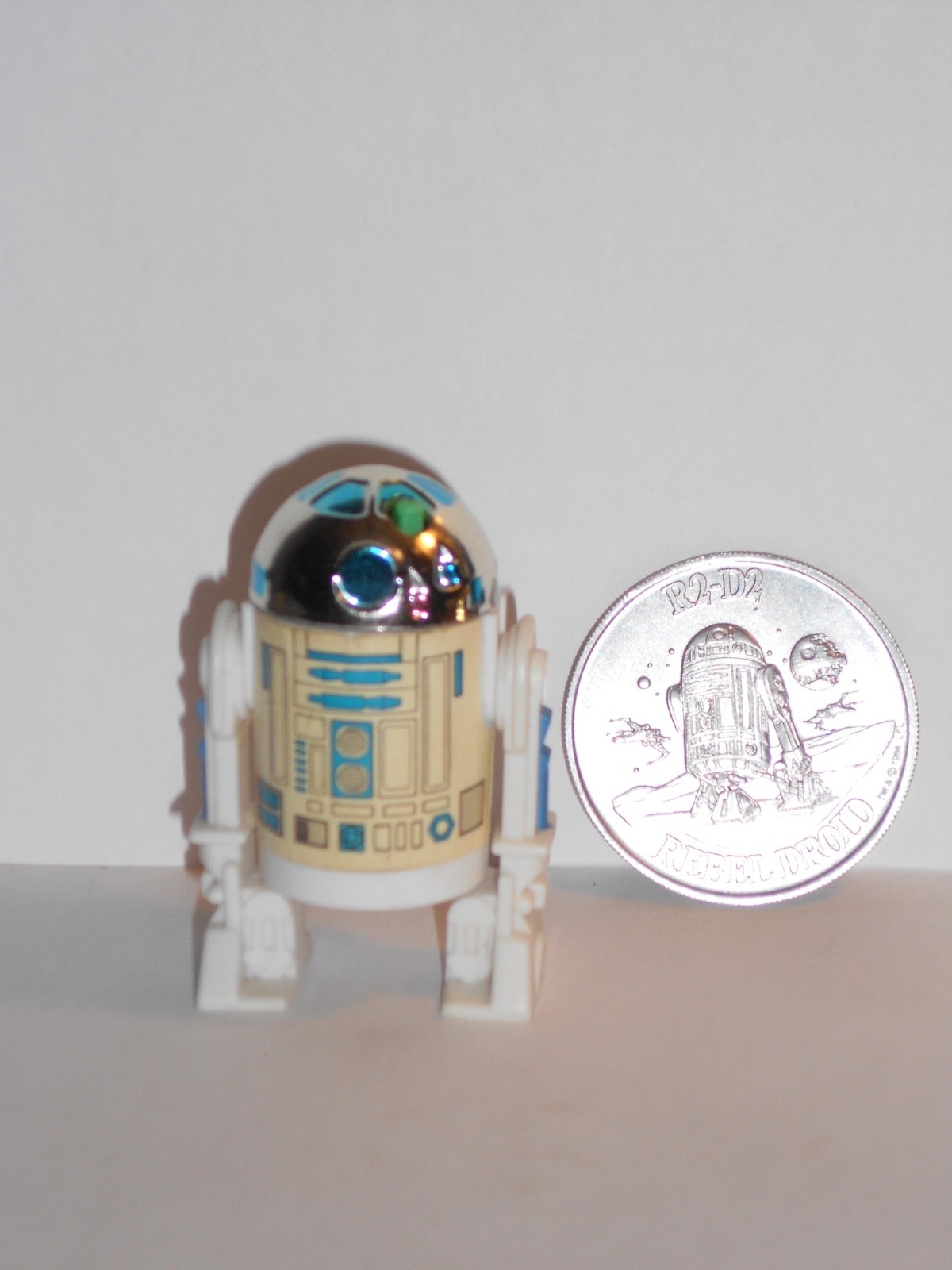 R2-D2 (Artoo-Detoo) with pop-up Lightsaber sold