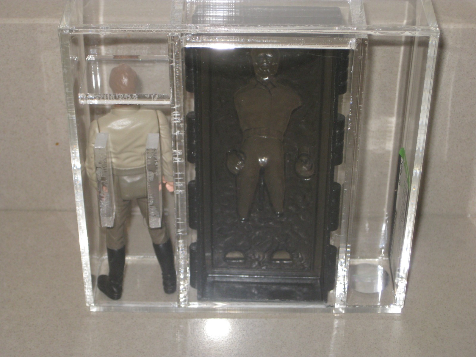 Han Solo (In Carbonite Chamber) sold