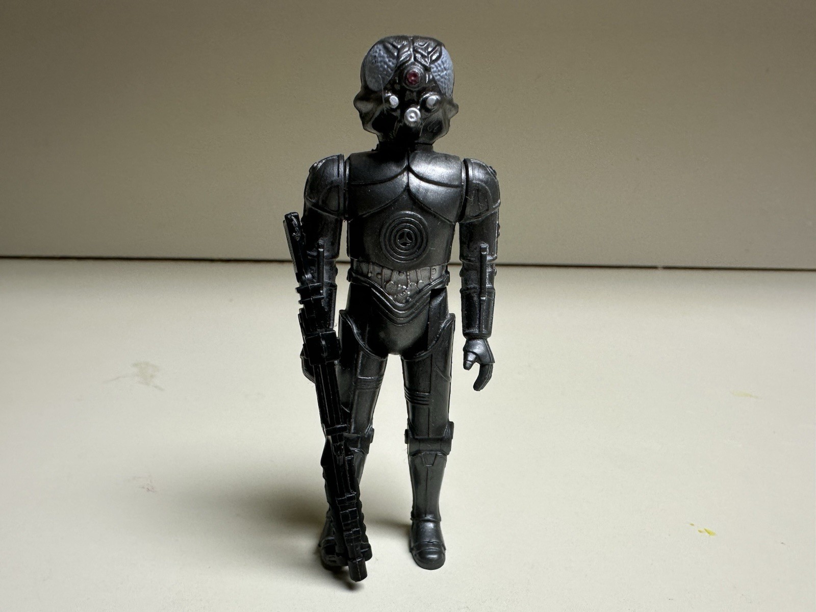 Zuckuss sold