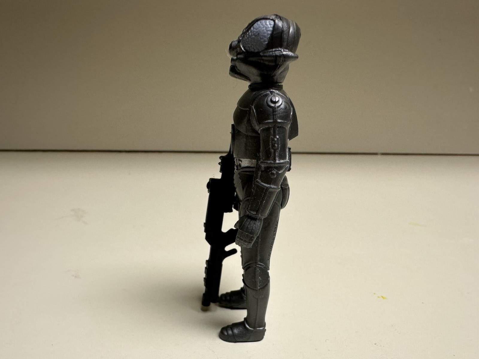 Zuckuss sold