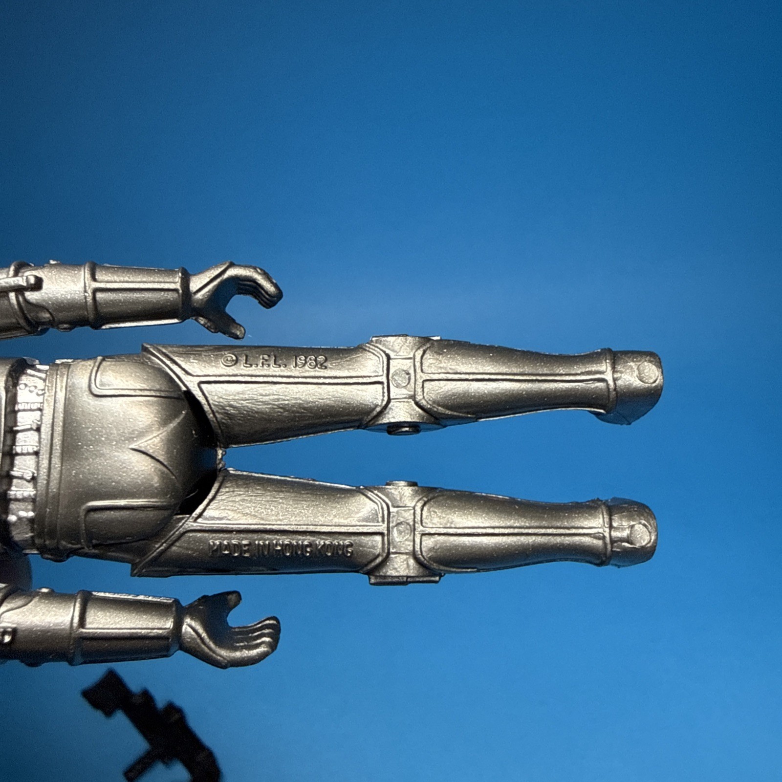 Zuckuss sold