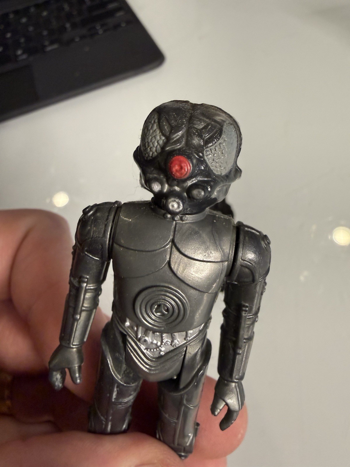 Zuckuss sold