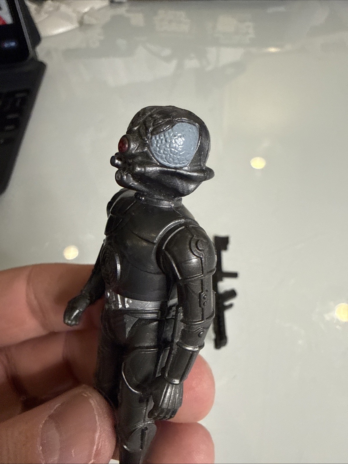 Zuckuss sold