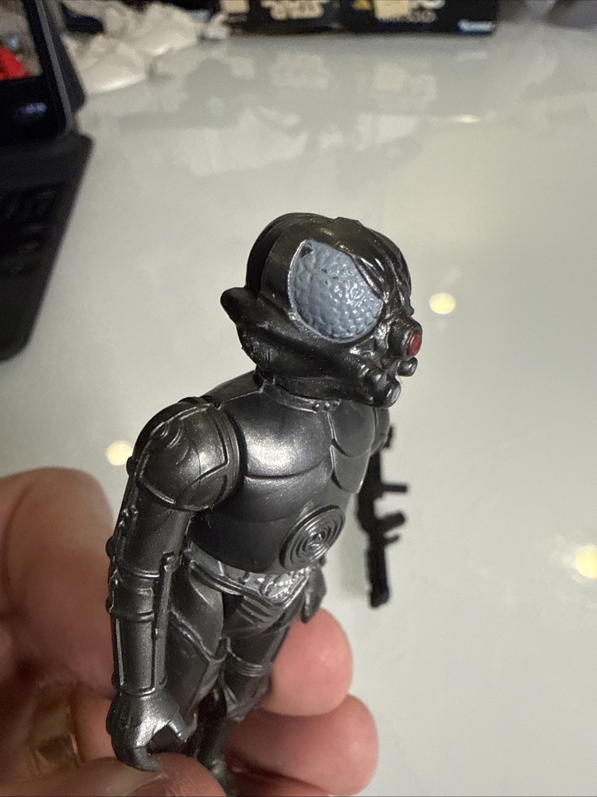 Zuckuss sold