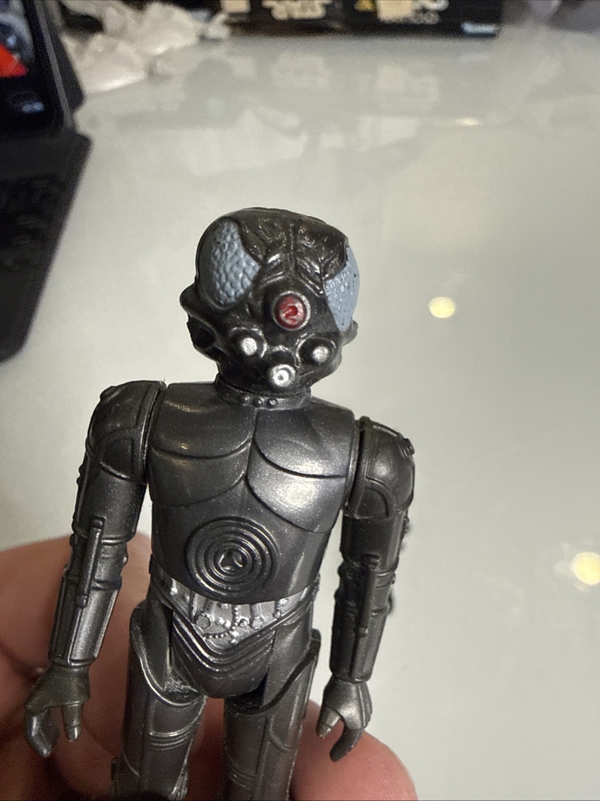 Zuckuss sold