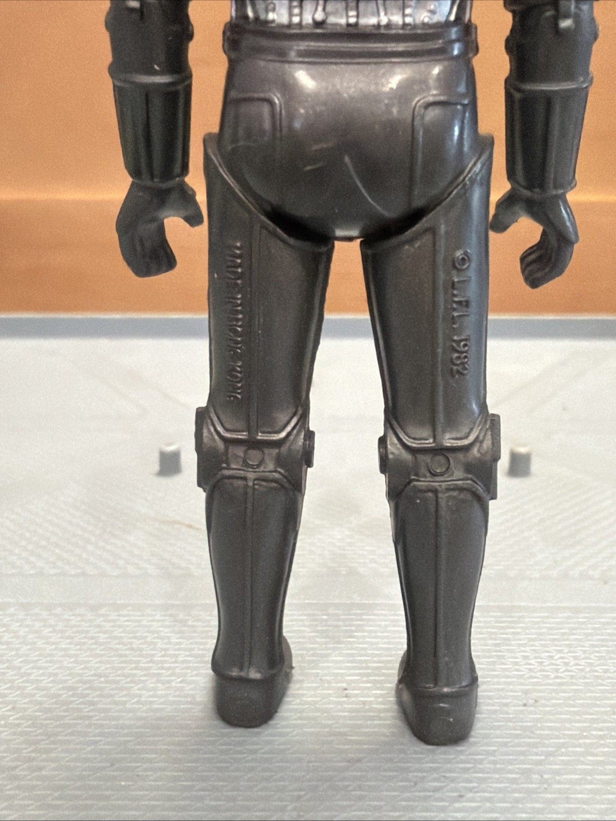 Zuckuss sold