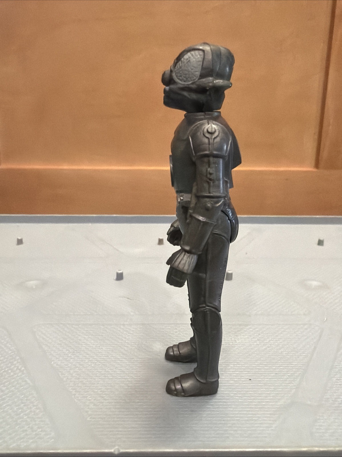 Zuckuss sold