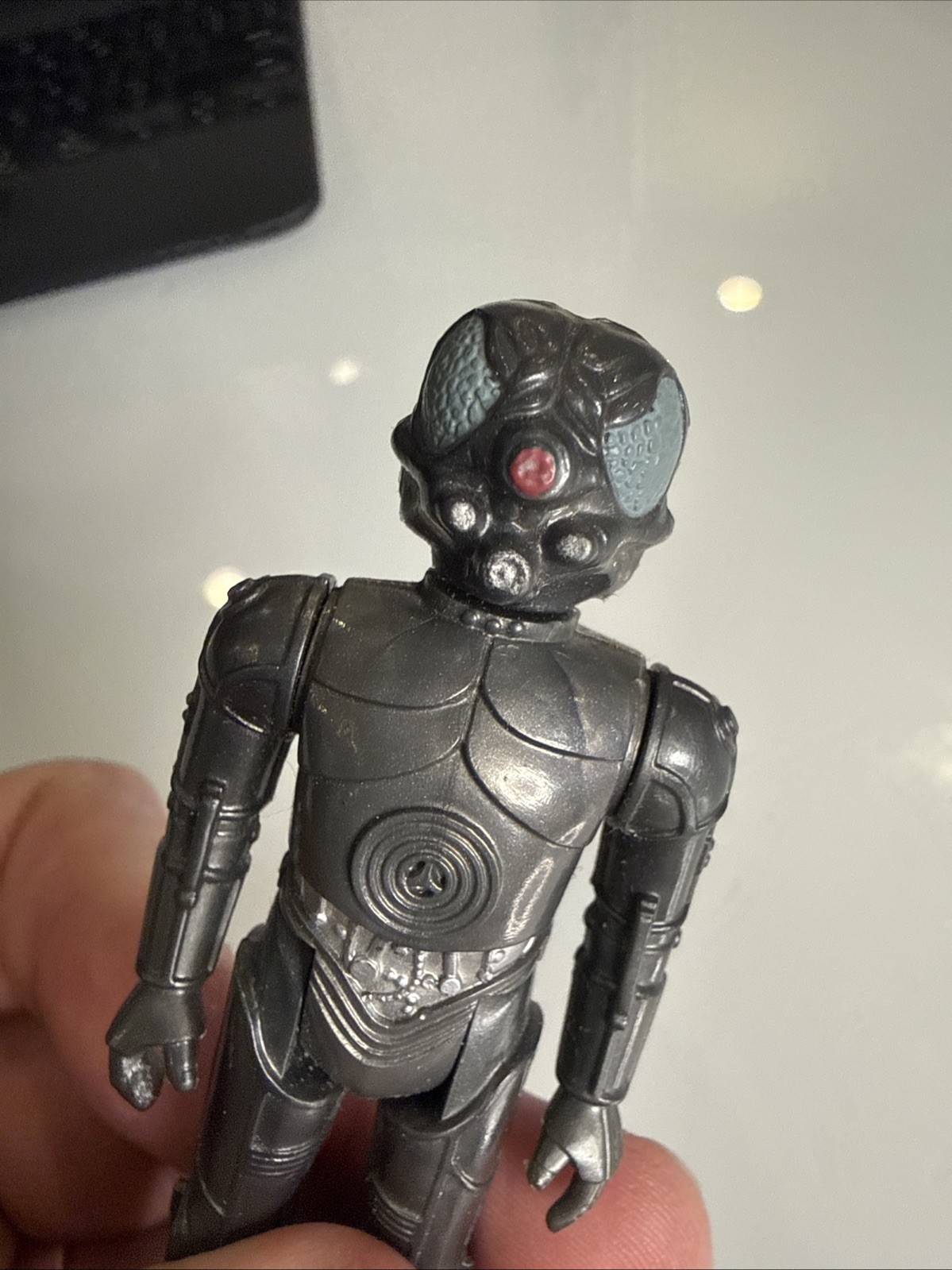 Zuckuss sold