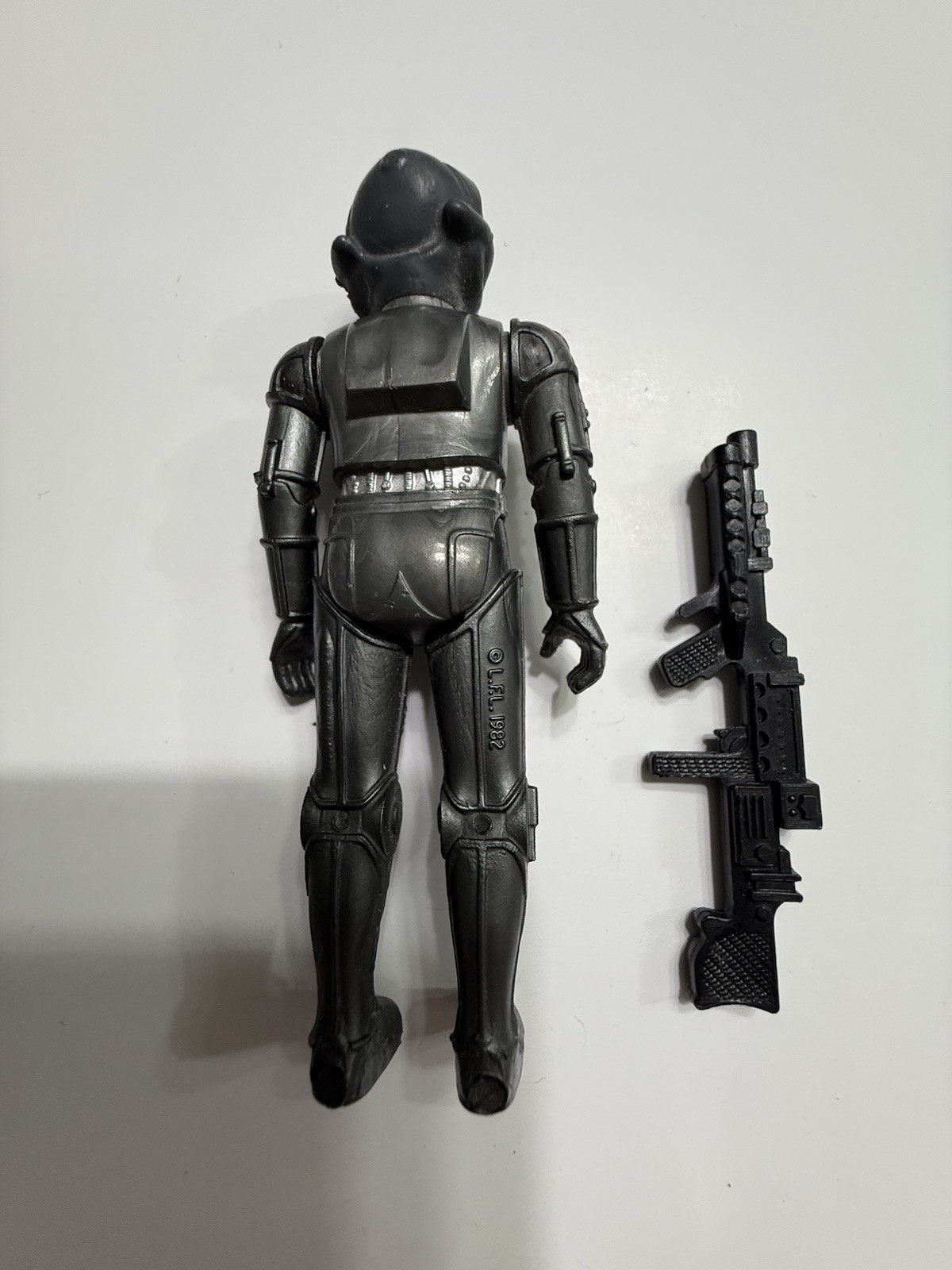 Zuckuss sold