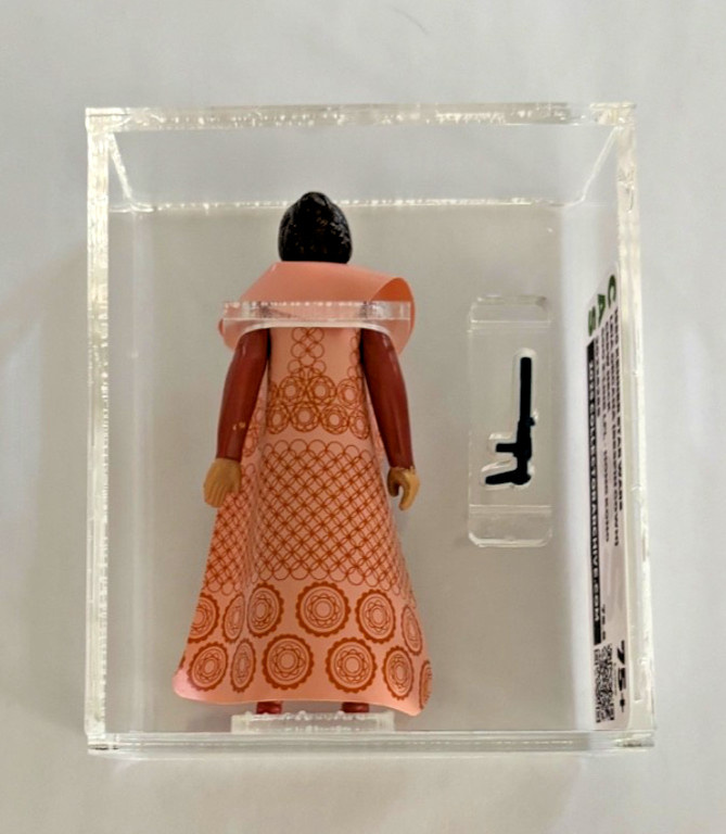 Princess Leia Organa (Bespin Gown) sold