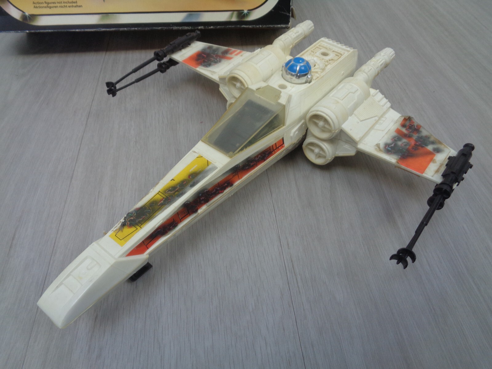 X-Wing Fighter (Battle Damaged) sold