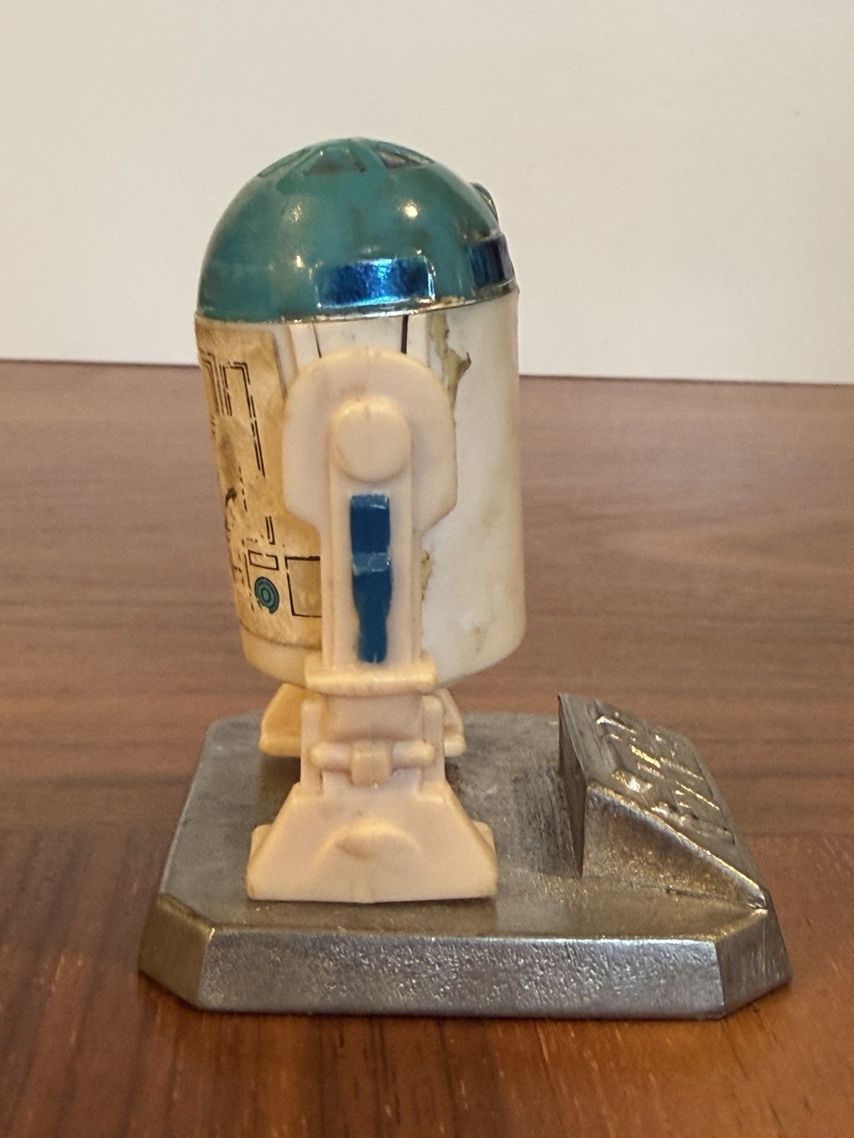 R2-D2 (Artoo-Detoo) sold