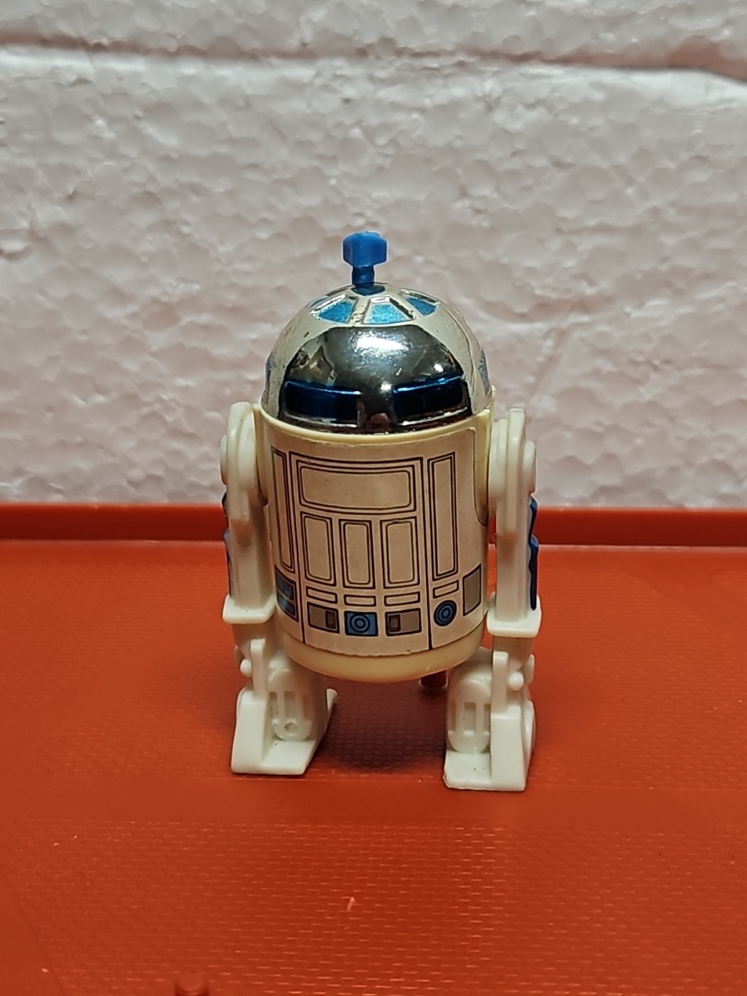 R2-D2 (Artoo-Detoo) (with Sensorscope) sold