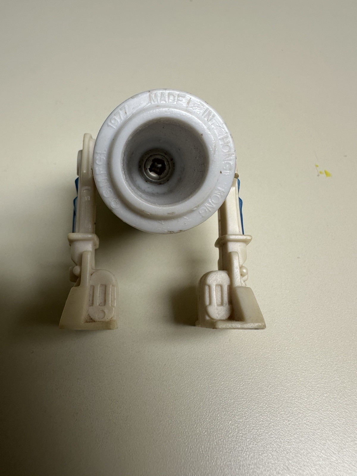 R2-D2 (Artoo-Detoo) (with Sensorscope) sold