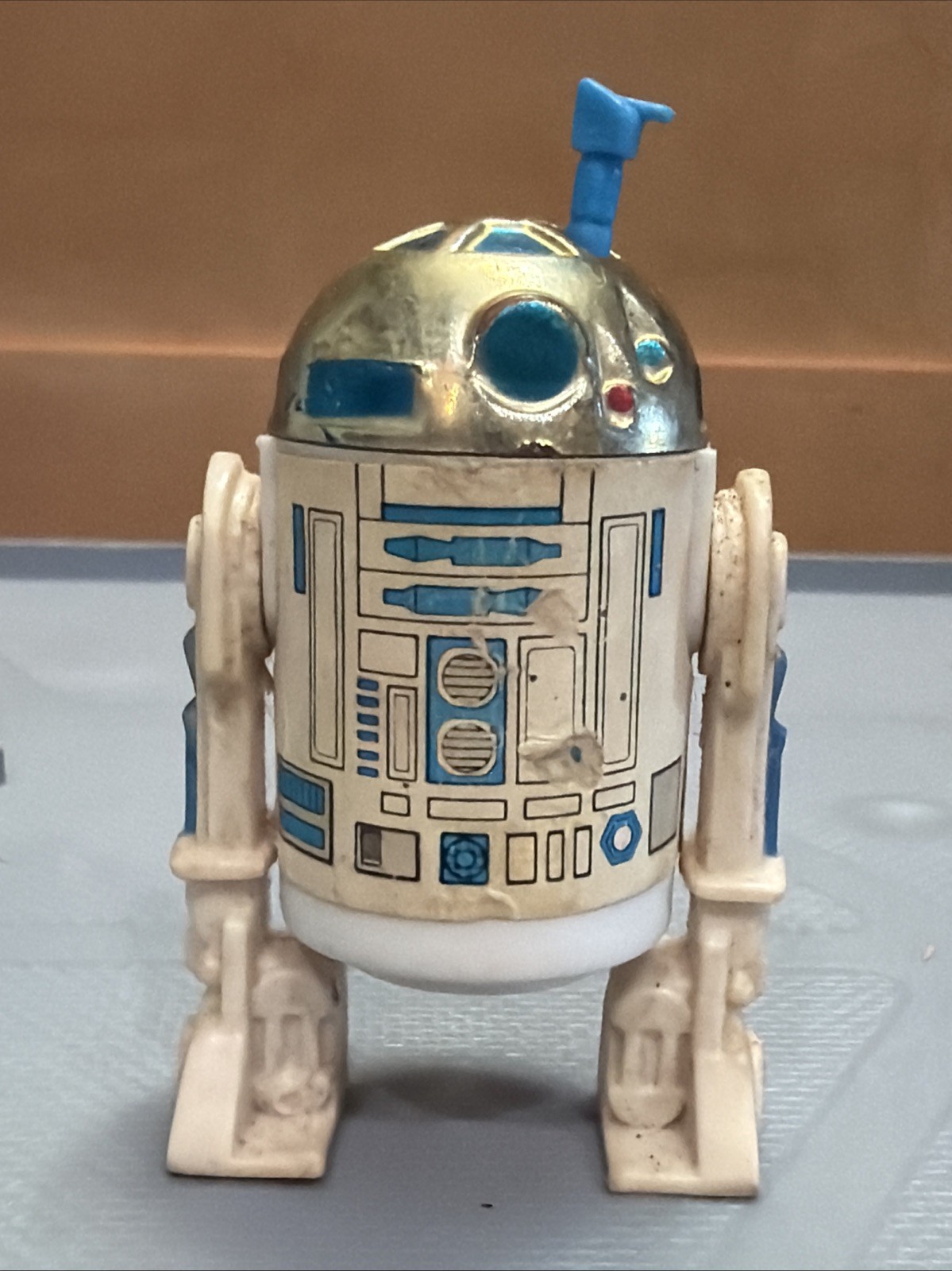 R2-D2 (Artoo-Detoo) (with Sensorscope) sold