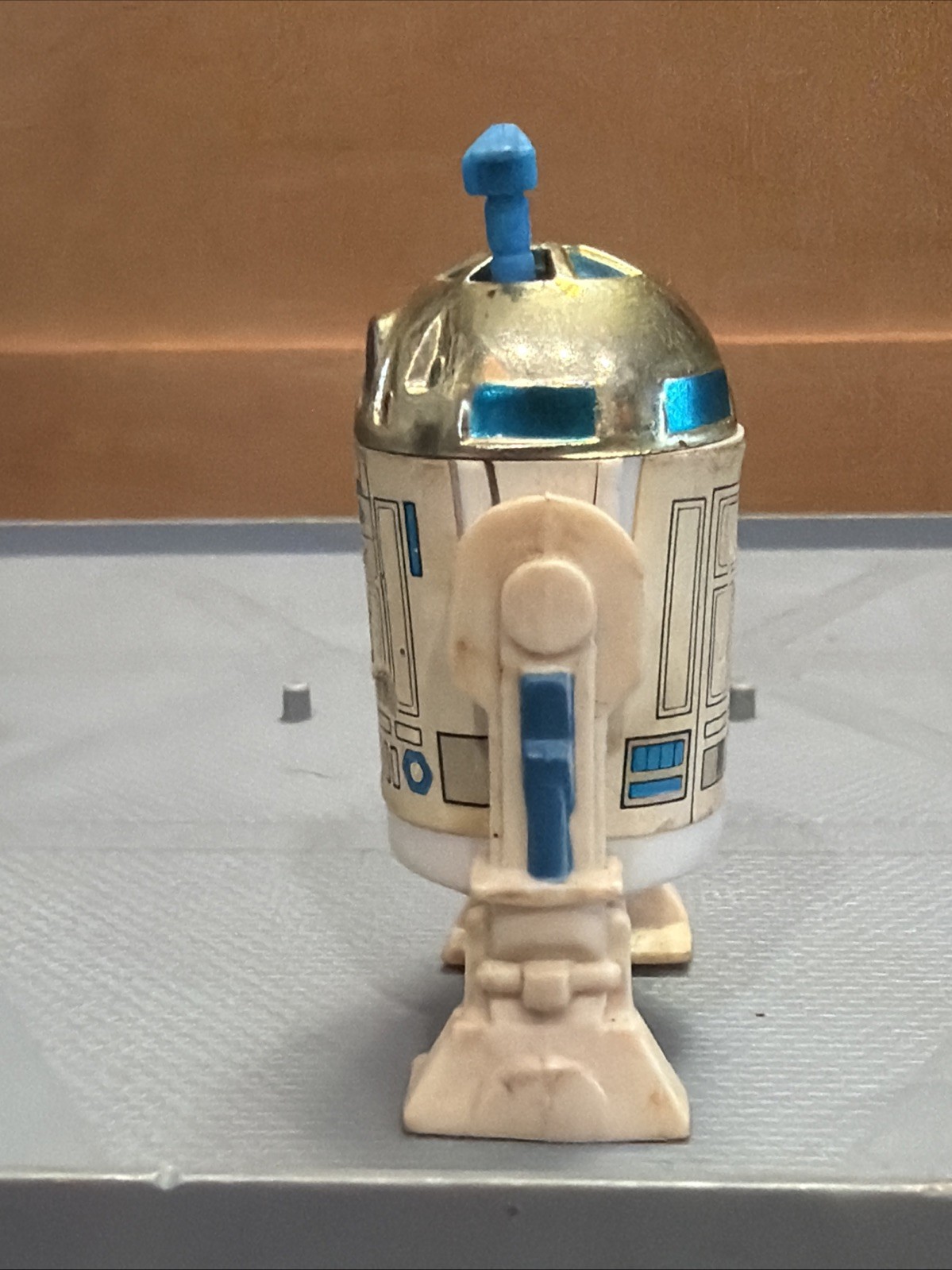 R2-D2 (Artoo-Detoo) (with Sensorscope) sold