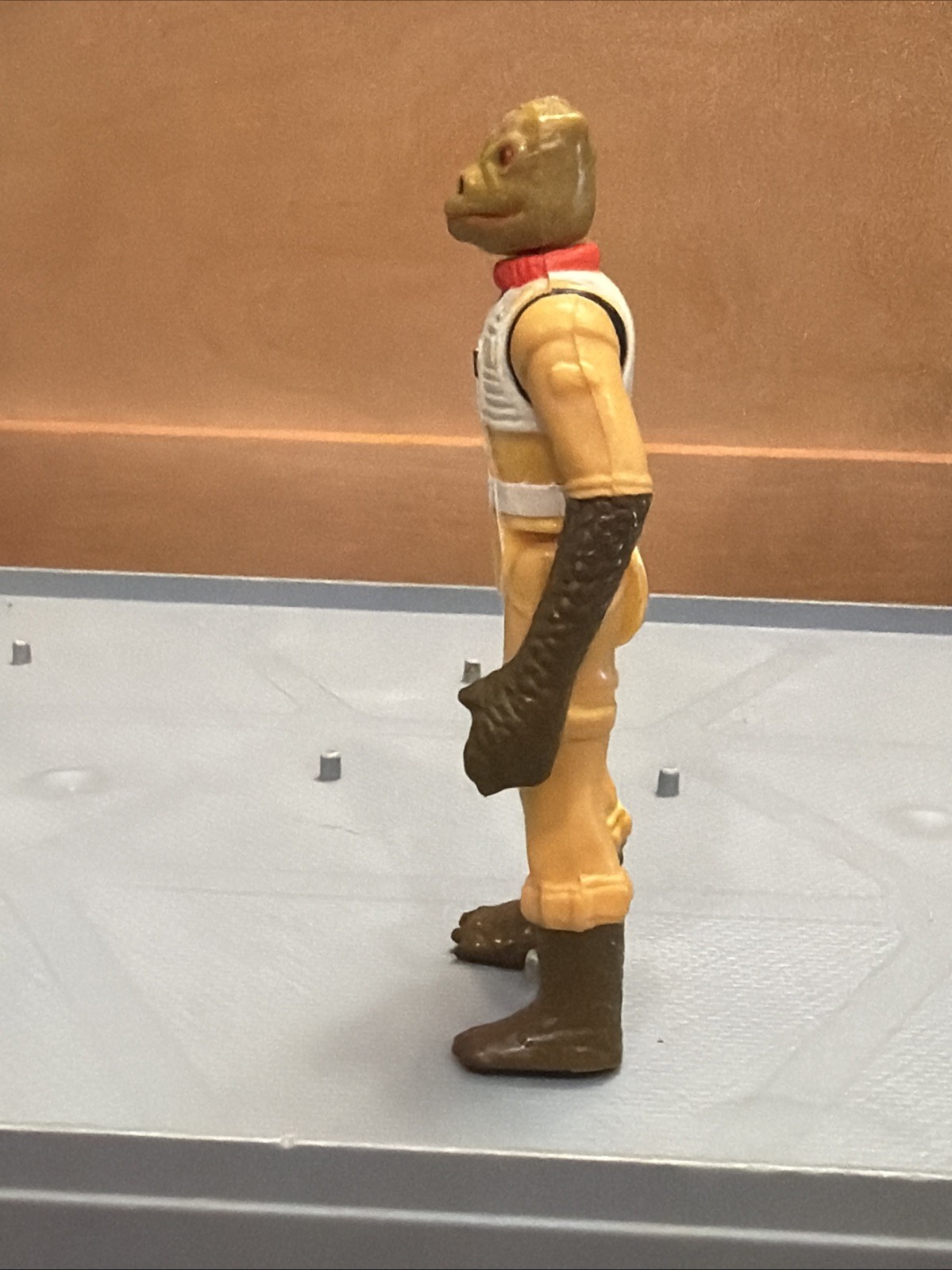 Bossk (Bounty Hunter) sold