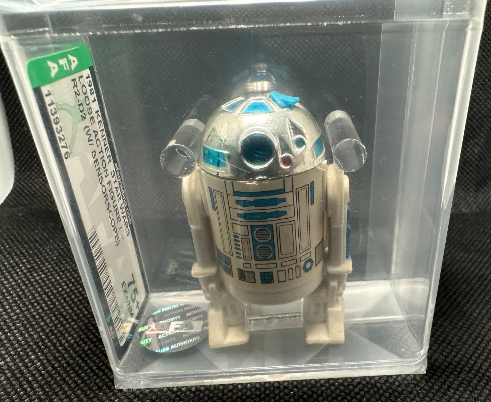 R2-D2 (Artoo-Detoo) (with Sensorscope) sold