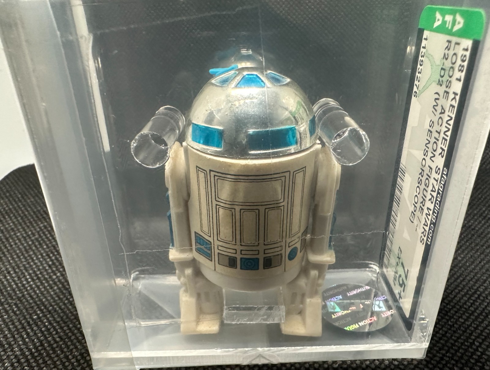 R2-D2 (Artoo-Detoo) (with Sensorscope) sold