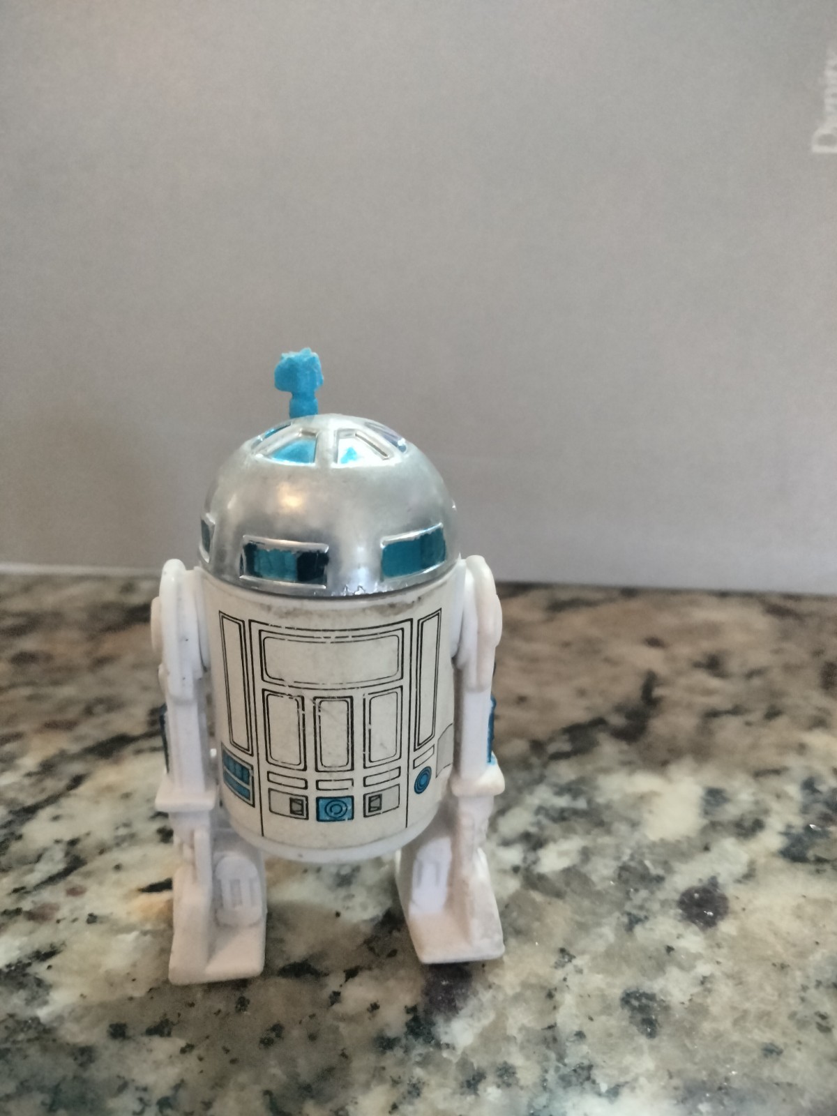 R2-D2 (Artoo-Detoo) (with Sensorscope) sold