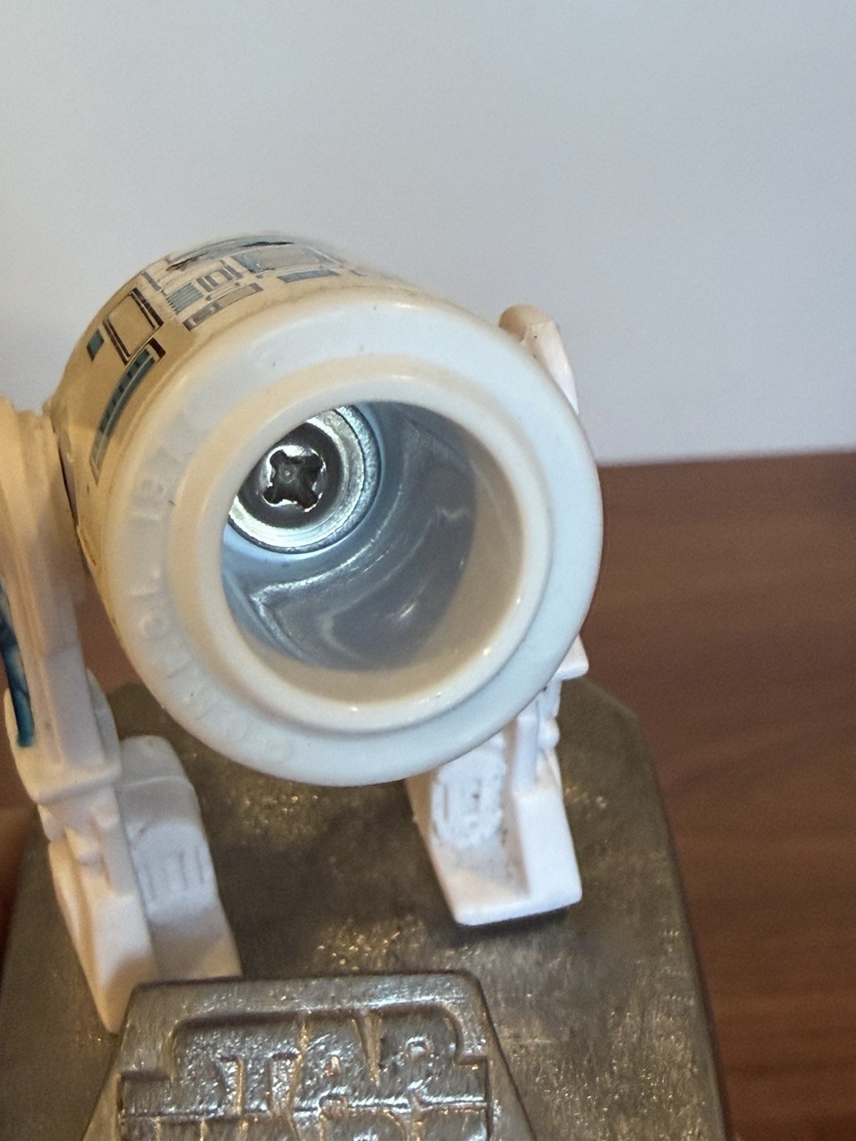 R2-D2 (Artoo-Detoo) (with Sensorscope) sold