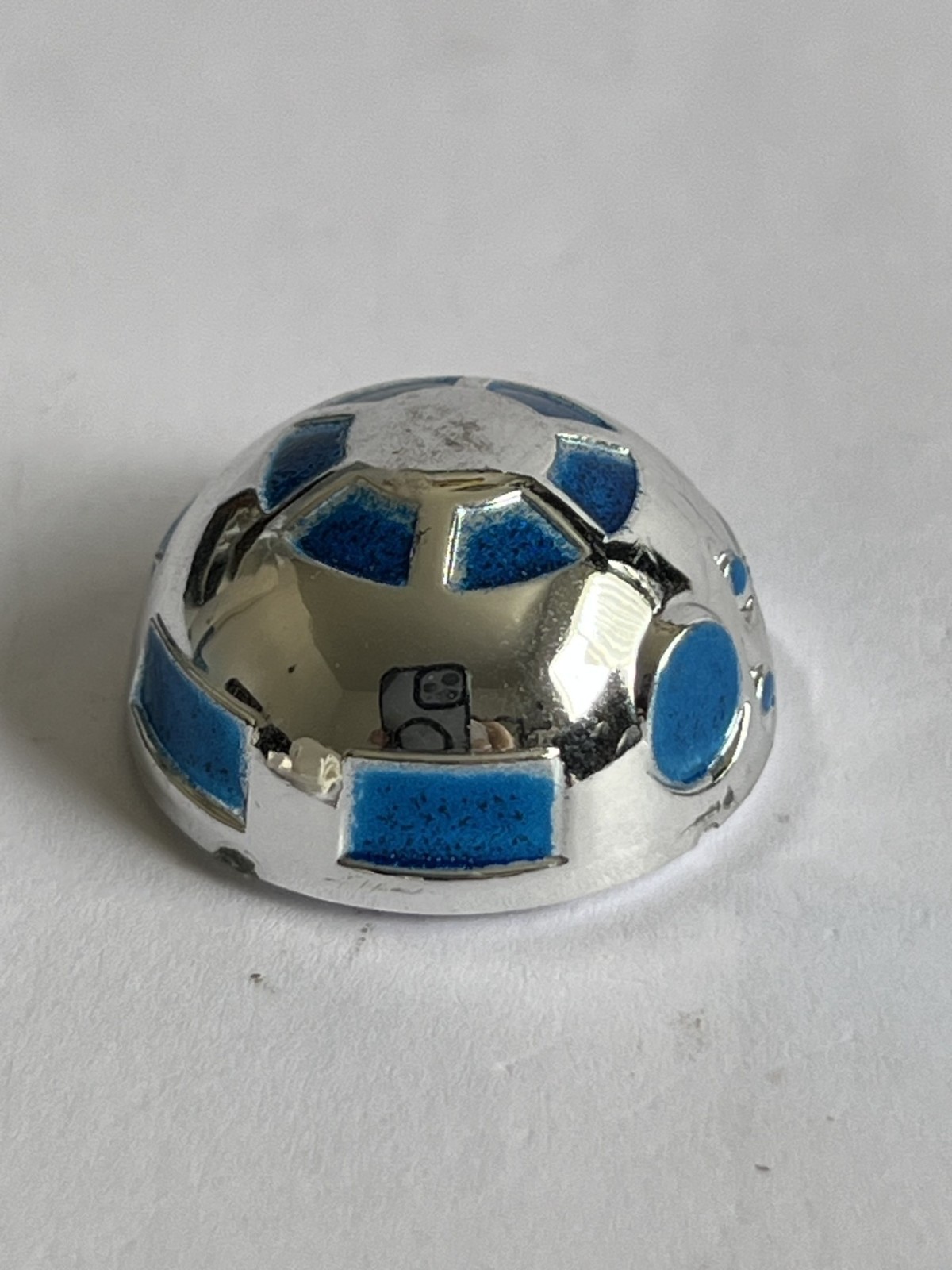 R2-D2 (Droid Factory) sold
