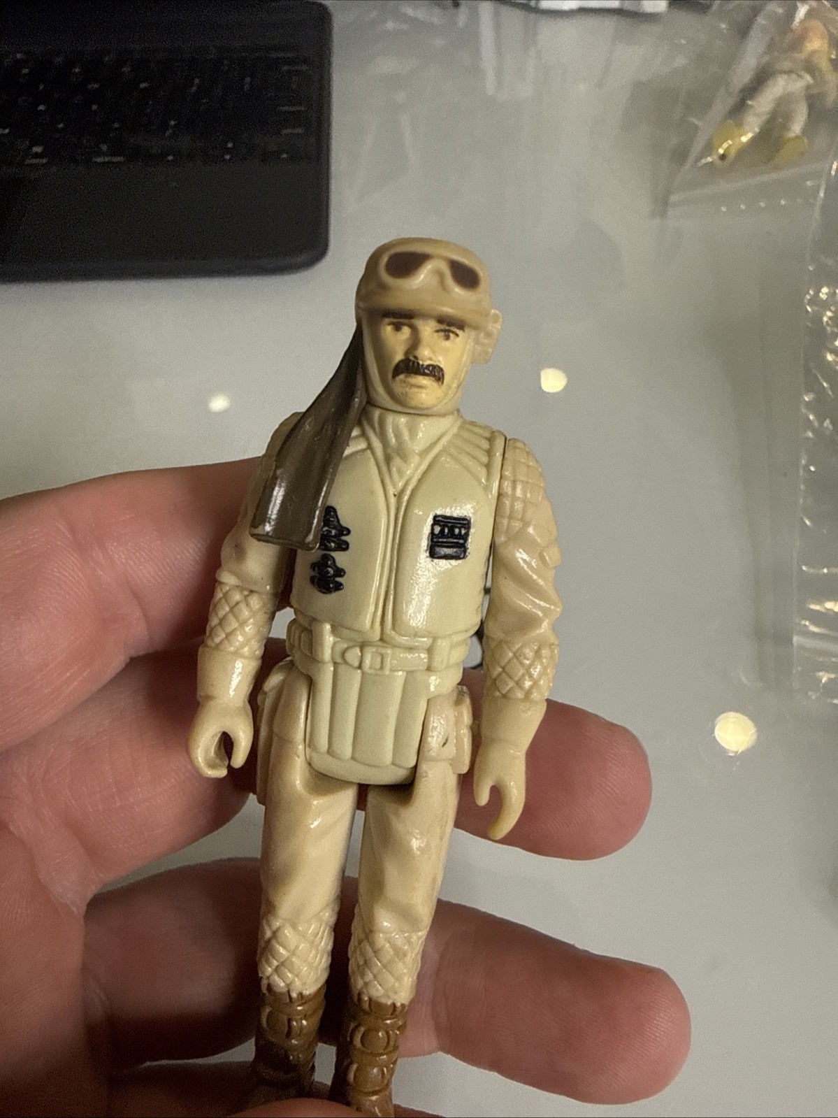 Rebel Commander sold