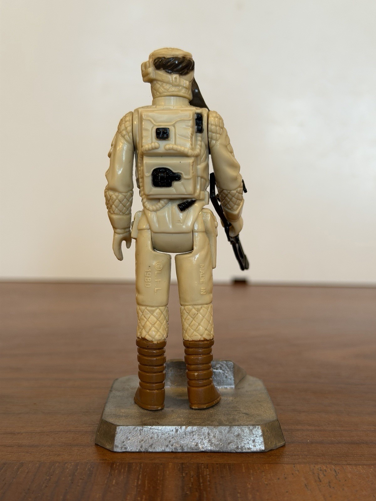 Rebel Commander sold