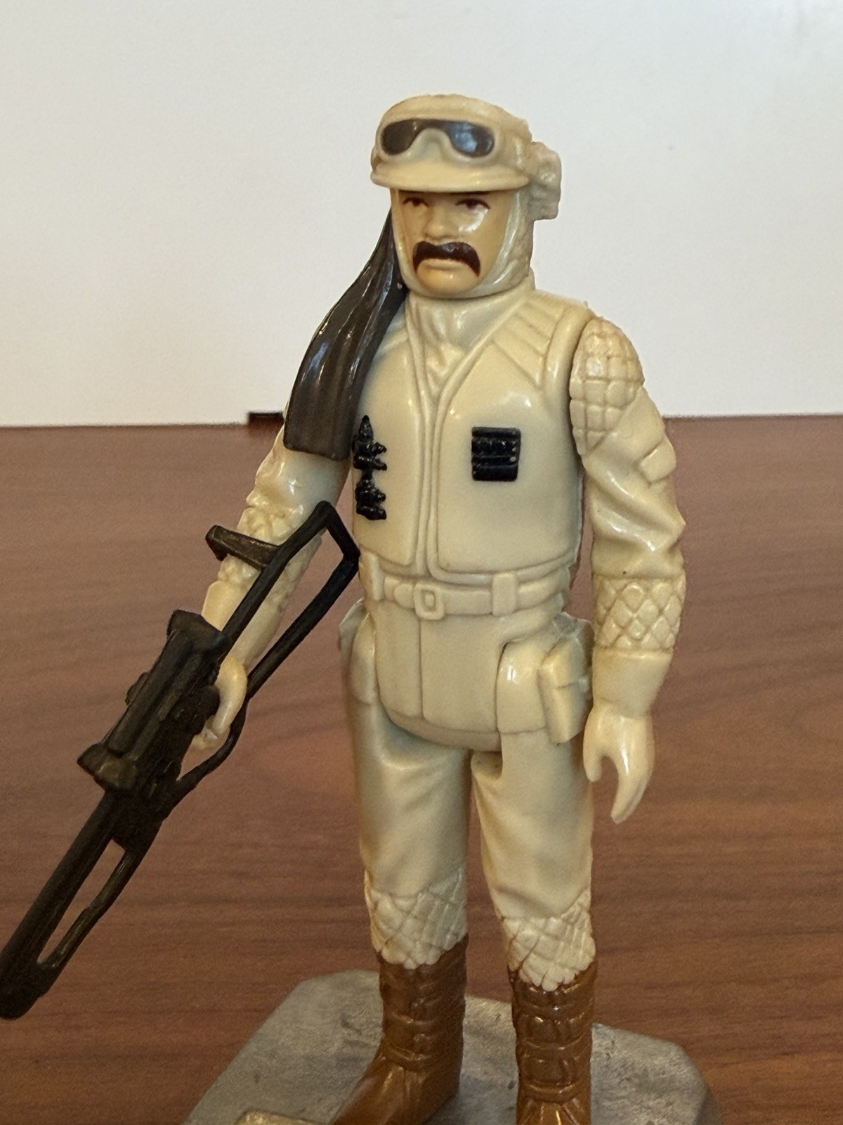 Rebel Commander sold