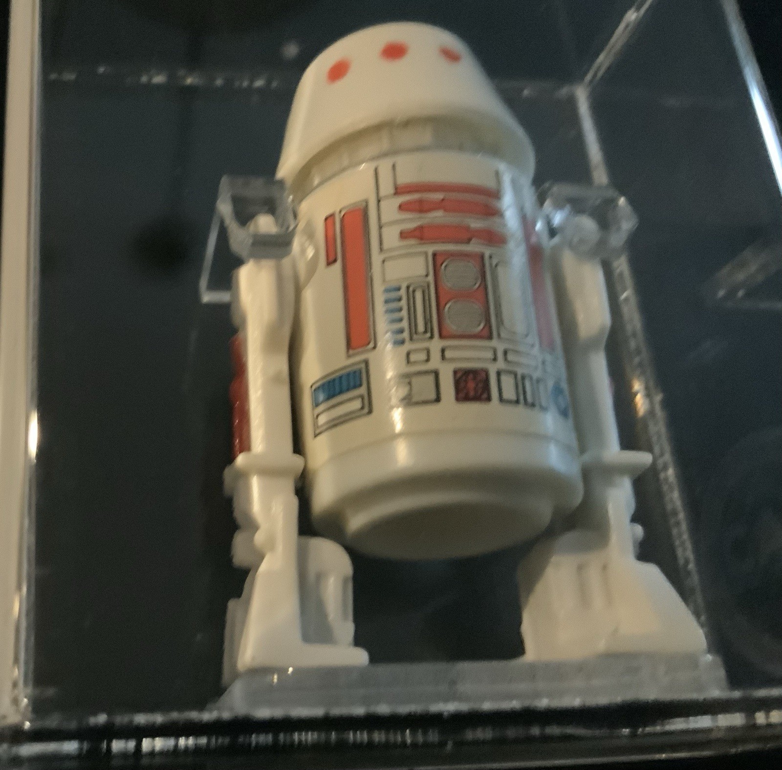 R5-D4 (Arfive-Defour) sold