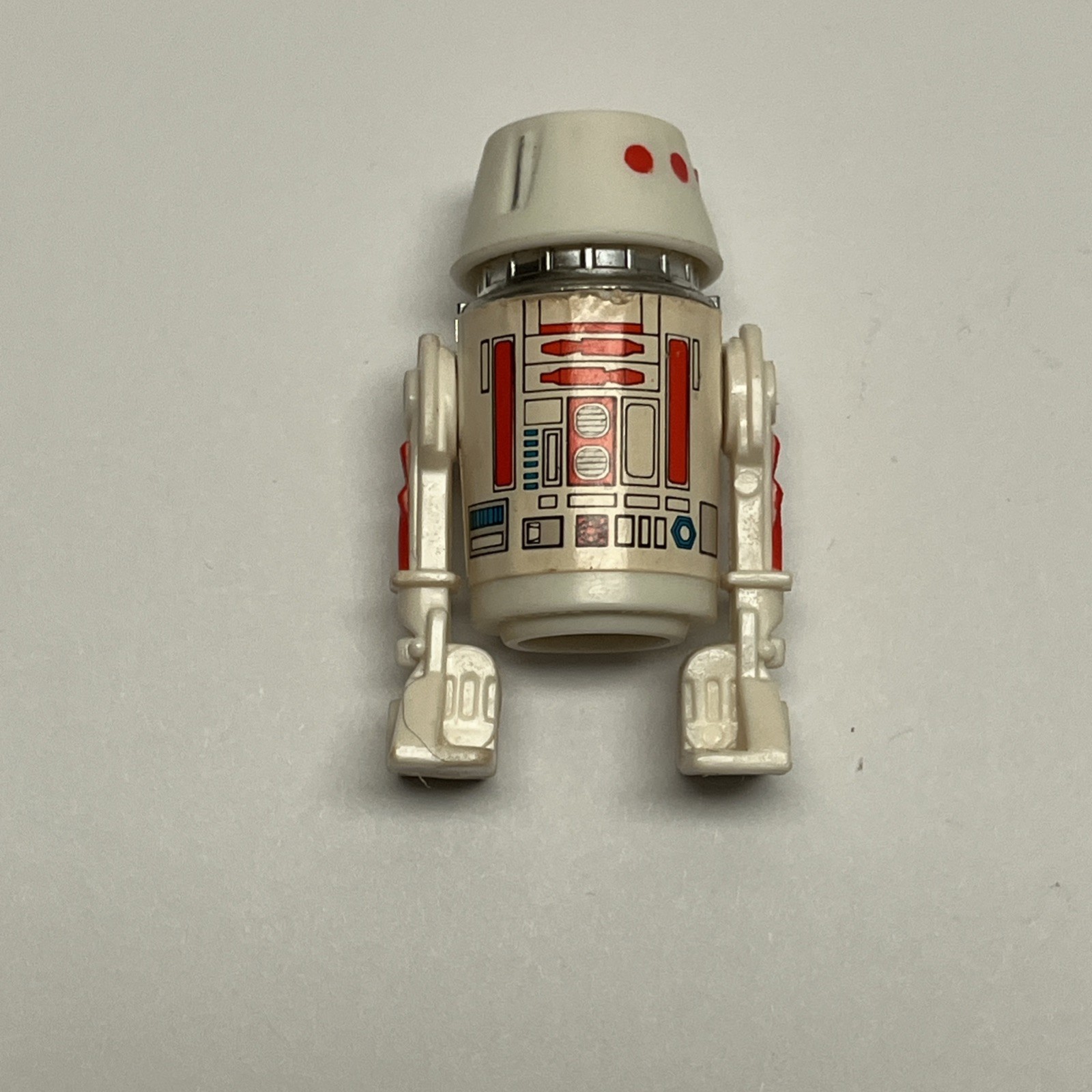 R5-D4 (Arfive-Defour) sold