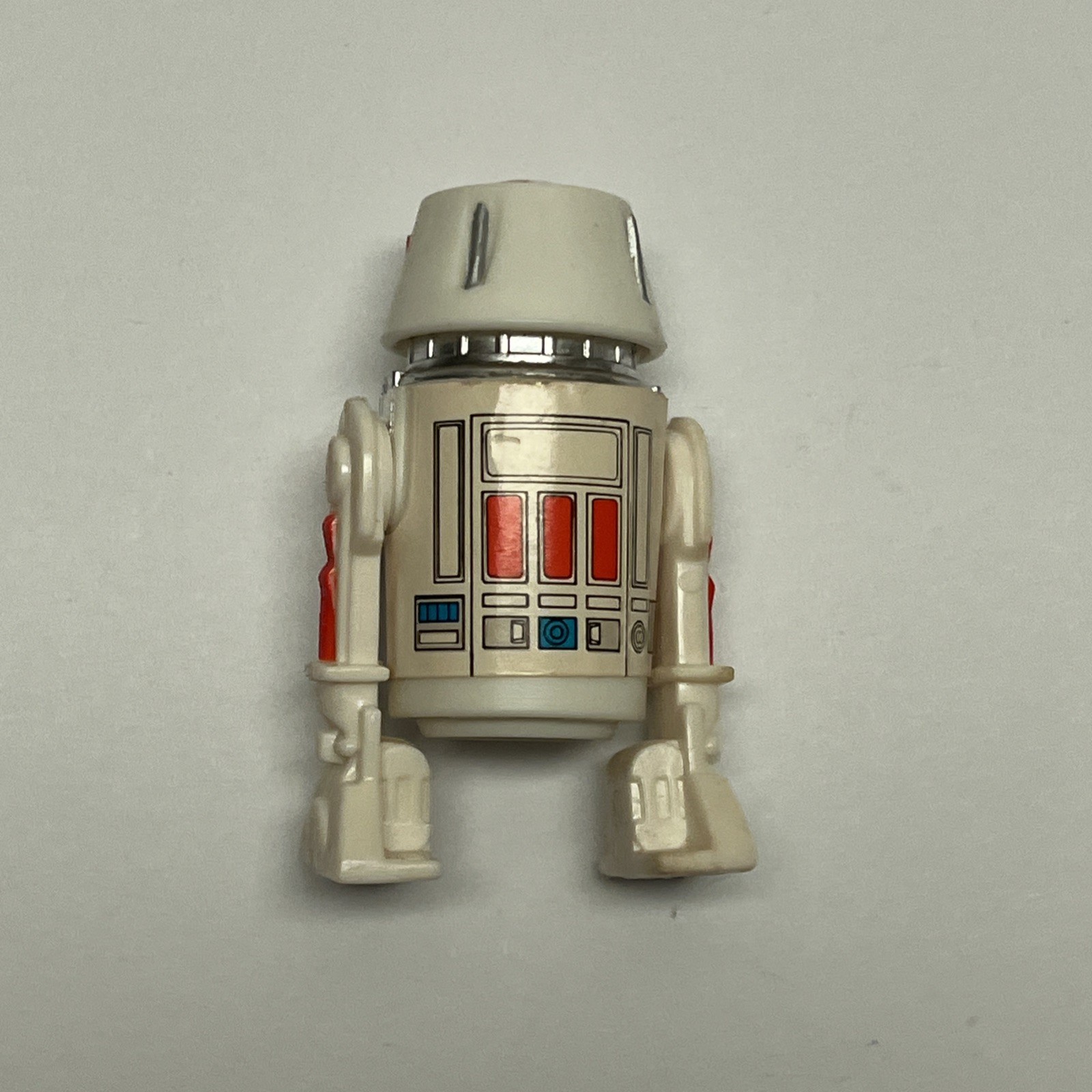 R5-D4 (Arfive-Defour) sold