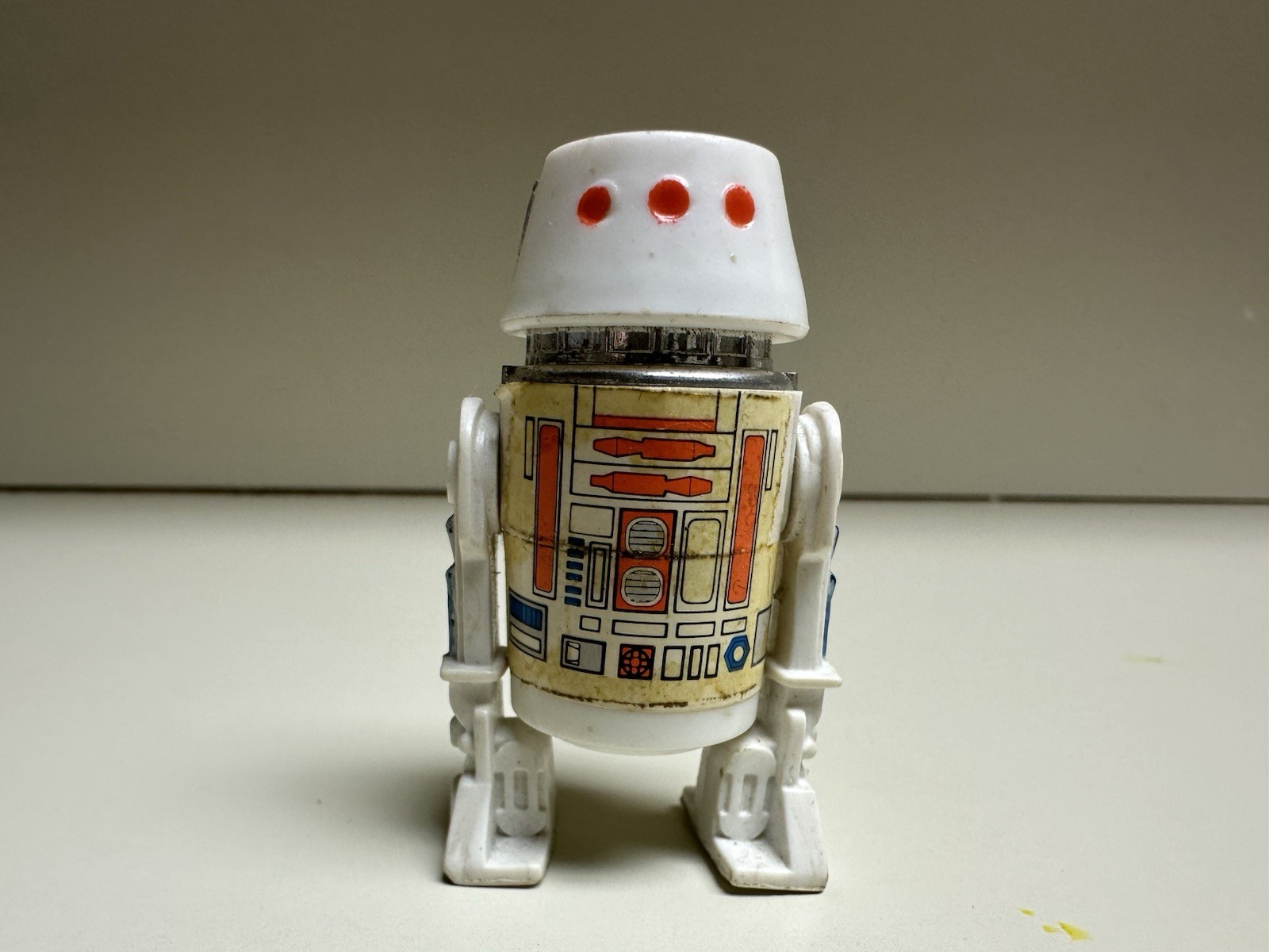 R5-D4 (Arfive-Defour) sold