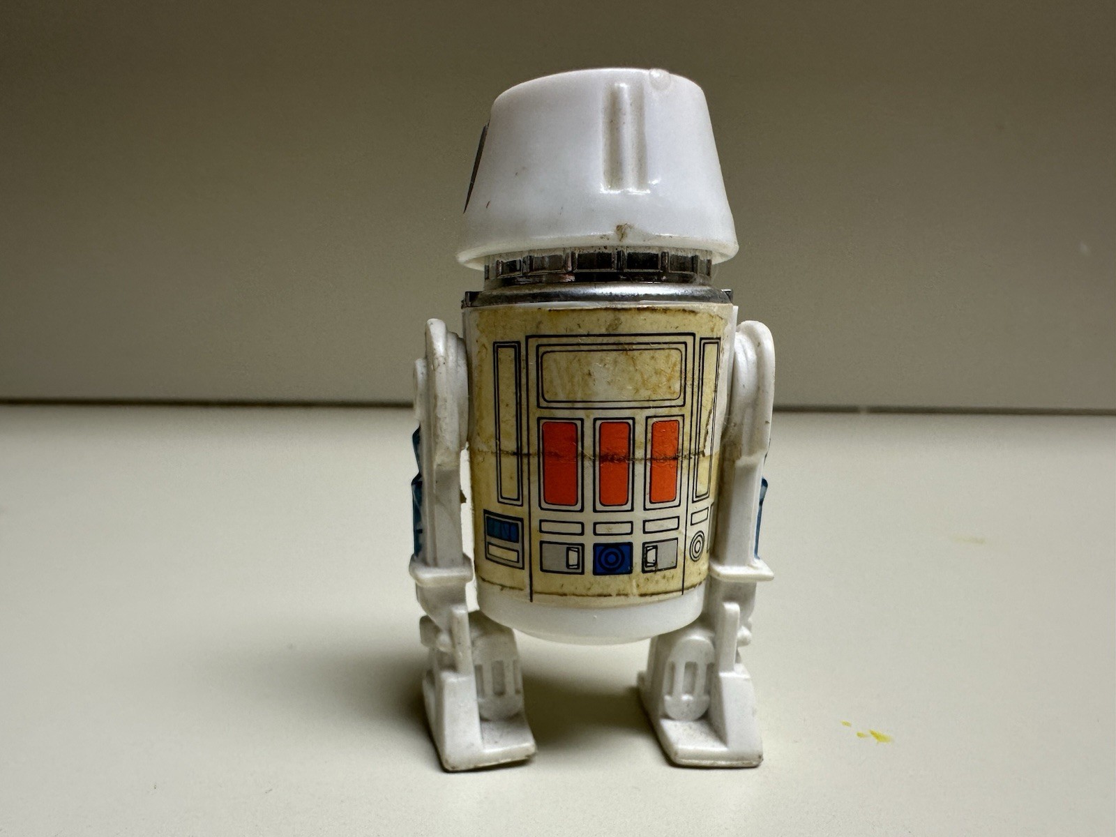 R5-D4 (Arfive-Defour) sold