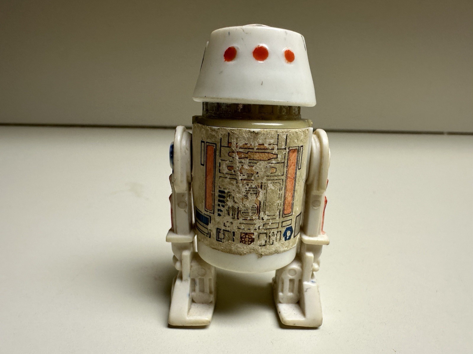 R5-D4 (Arfive-Defour) sold