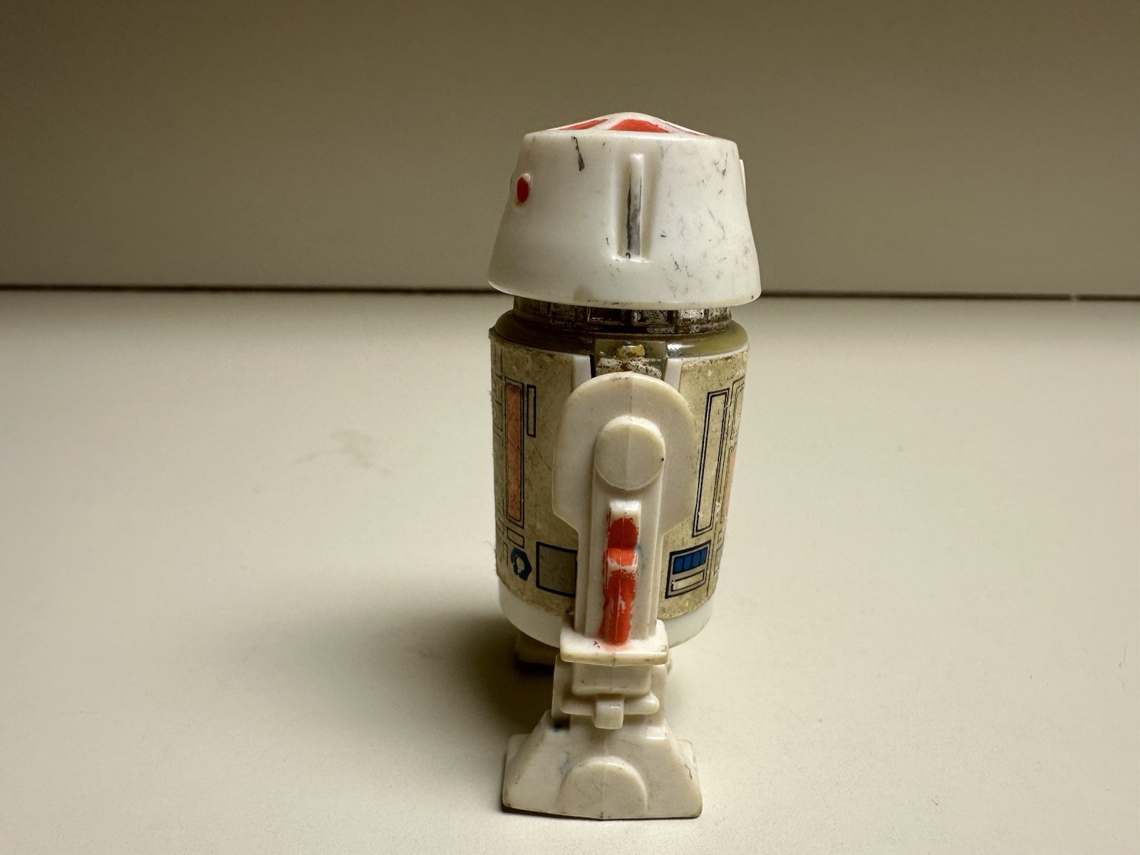 R5-D4 (Arfive-Defour) sold