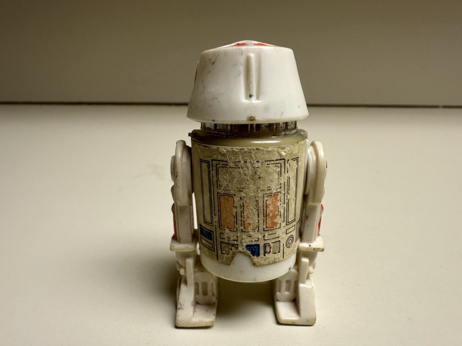 R5-D4 (Arfive-Defour) sold