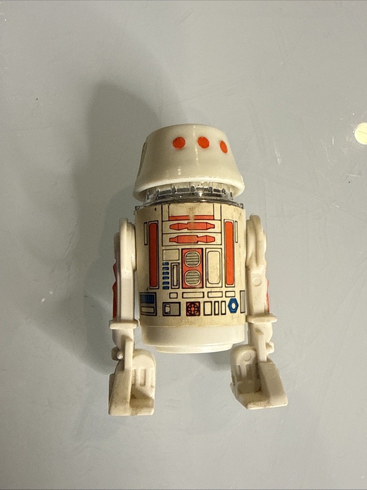 R5-D4 (Arfive-Defour) sold