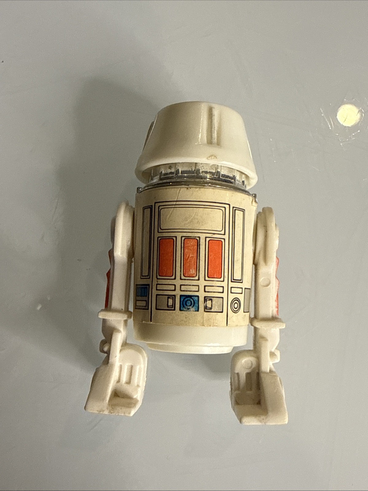R5-D4 (Arfive-Defour) sold