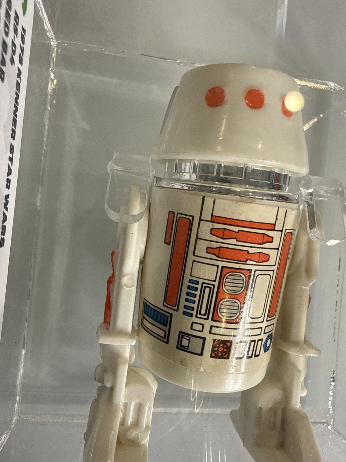 R5-D4 (Arfive-Defour) sold