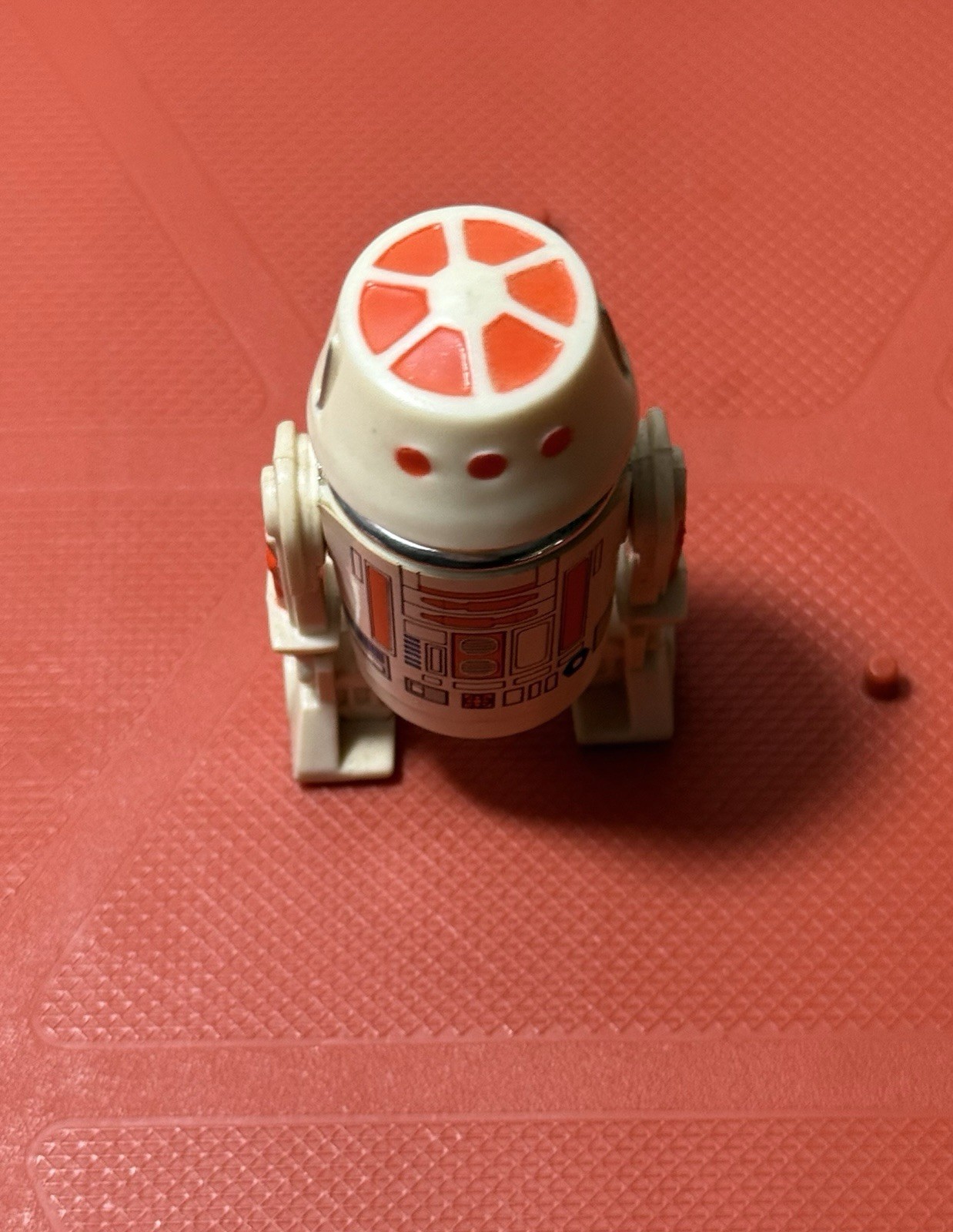 R5-D4 (Arfive-Defour) sold