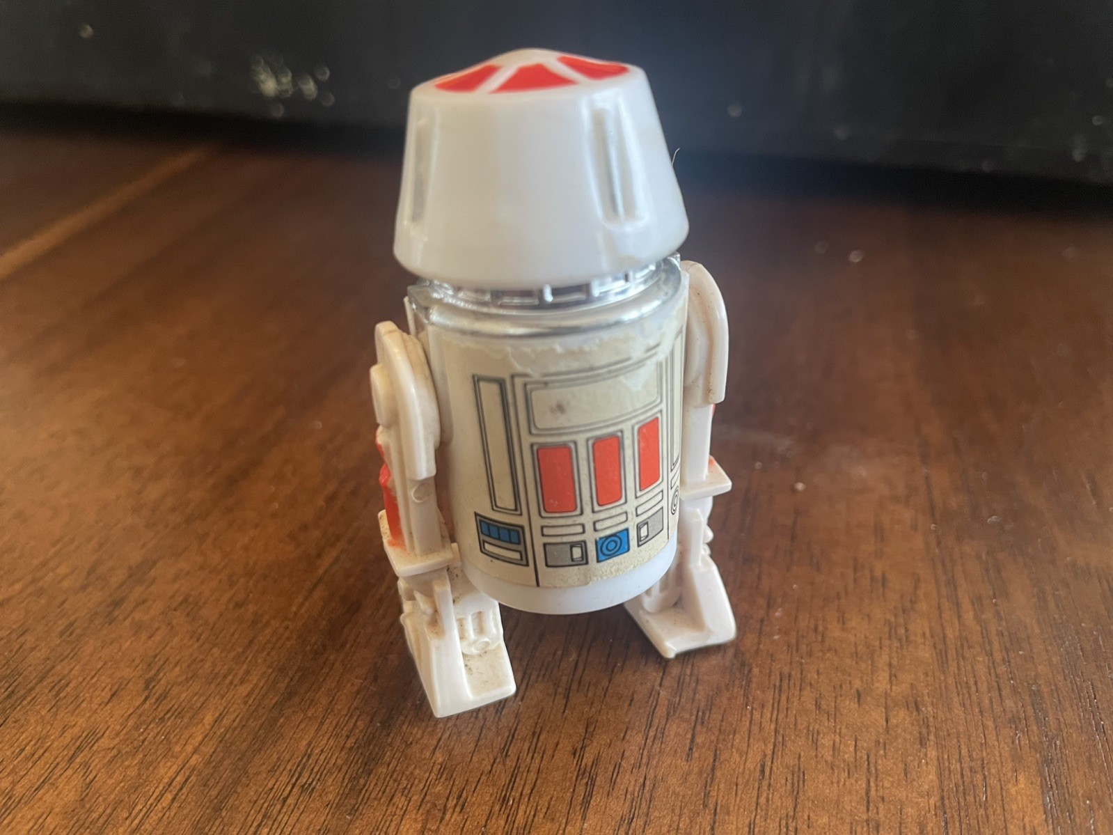 R5-D4 (Arfive-Defour) sold