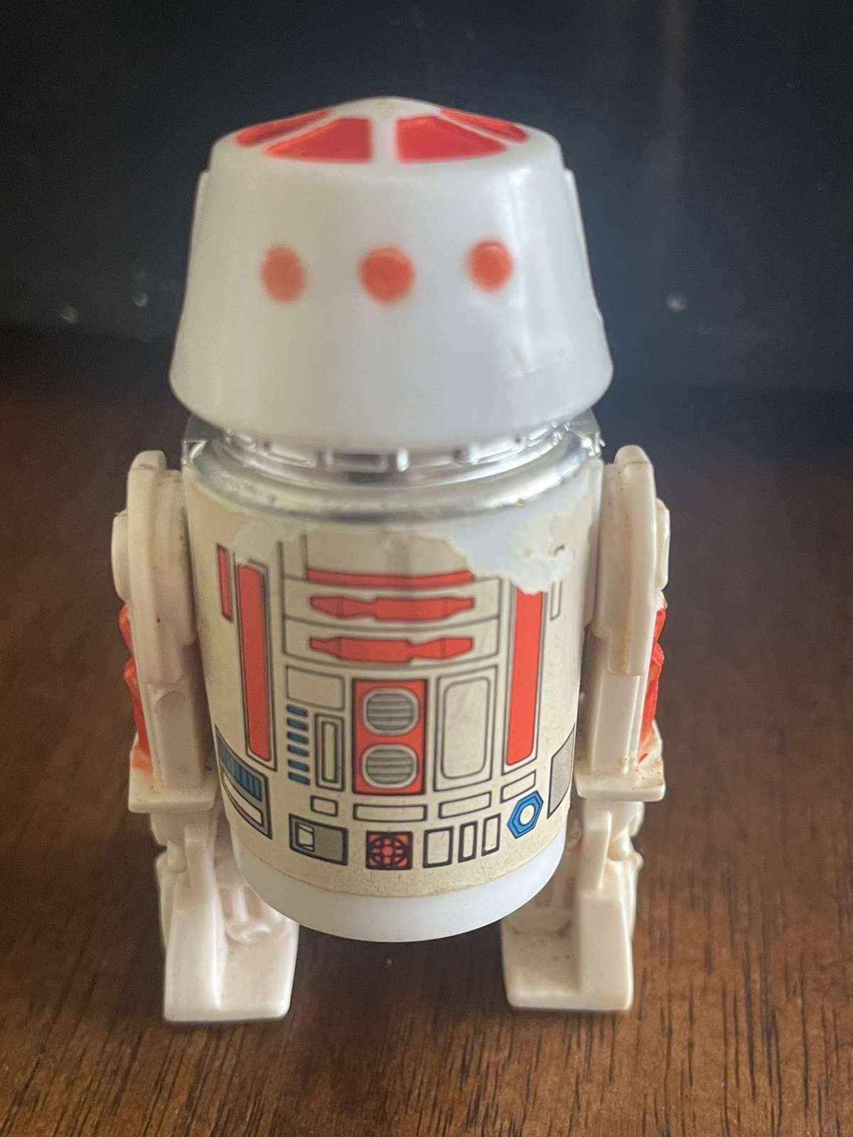 R5-D4 (Arfive-Defour) sold